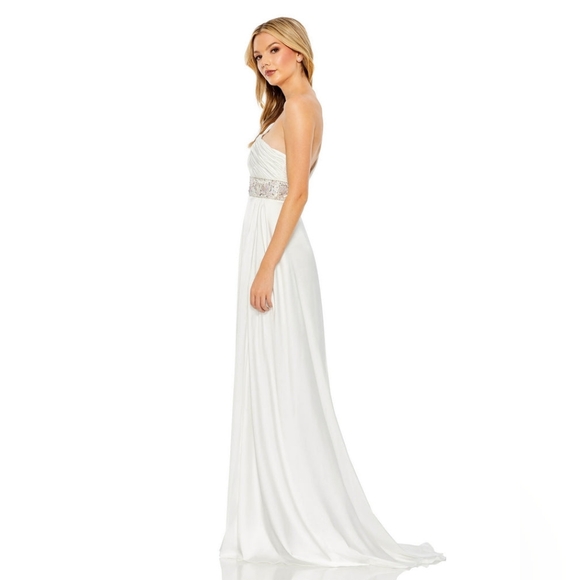 Mac Duggal White One-Shoulder Gown - Picture 2 of 6